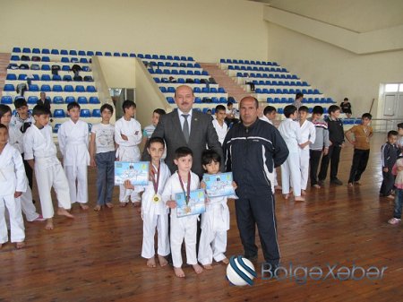 Bərdədə karate turniri keçirildi-FOTOLAR