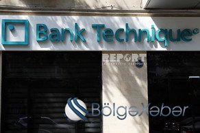 "Bank Technique" müştərilərin hesablarını dondurdu