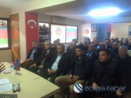 İzmirdə 26 il öncə Bakıda törədilən 20 Yanvar qətliamı yad edildi - FOTOLAR -