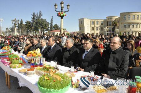 Bərdədə “Yurdumuza yaz gəlir”adlı Novruz bayramı şənliyi keçirildi-FOTO