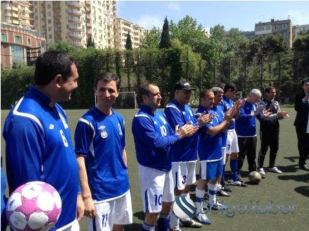 Deputatlar Antalyaya gedir - Bu dəfə futbol oynamağa