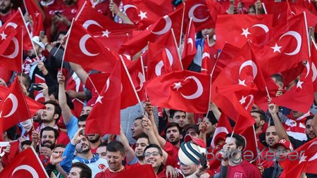 Türkiyə ümidləndirdi - Çexiyanı 2:0 uddu, şans davam edir - Fotolar,VİDEO