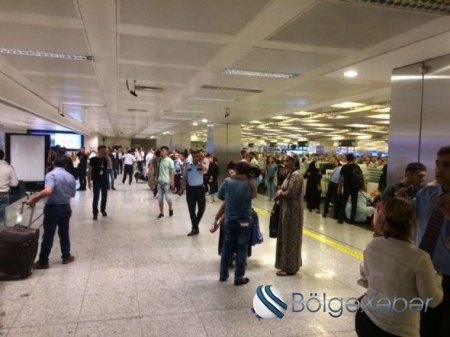 İstanbulun Atatürk Hava Limanında terakt: 50 ölü, 106 yaralı( FOTOLAR, VİDEO)