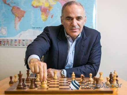“Putinin sərvətinə zərbə endirmək lazımdır” - Kasparov