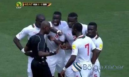 Hakim bu penaltiyə görə futboldan ömürlük uzaqlaşdırıldı –Video