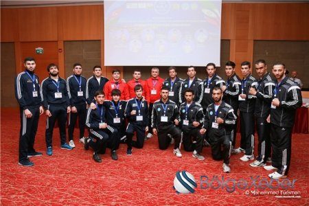 Azərbaycan-İran kikboksçuları bir araya gəlir - FOTOLAR