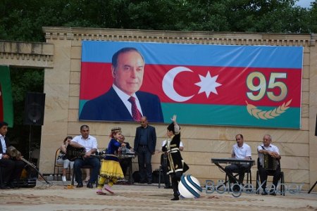 Tərtərdə Heydər Əliyevin anadan olmasının 95-ci ildönümünə həsr olunan konsert keçirilib-FOTO