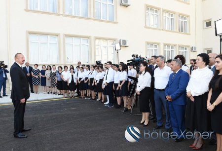 Prezident 28 nömrəli məktəbin açılışında - FOTOLAR