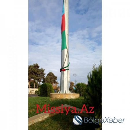 Zərdabda bayrağımıza qarşı hörmətsizlik – Bayraq Meydanından FOTOLAR