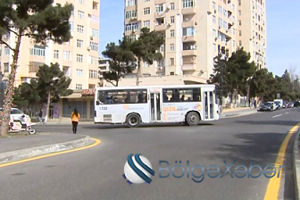 Bakıda avtobus sürücüsündən kobud qayda pozuntusu - Video