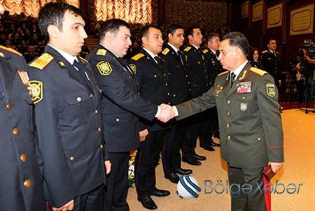 Azərbaycan polisi həmişə Azərbaycan xalqının və dövlətinin keşiyindədir Azərbaycan polisi həmişə Azərbaycan xalqının və dövlətinin keşiyindədir