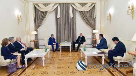 Prezident Fransa Senatının Fransa-Qafqaz dostluq qrupunun sədrini qəbul etdi