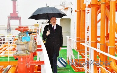 Prezident tankerin istismara verilməsi mərasimində - Foto