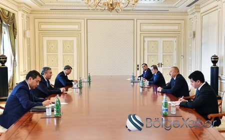 Prezident Qazaxıstanın Baş nazirinin müavinini qəbul etdi