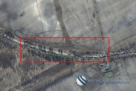 Rusiya hərbçilərinin 64 kilometrlik karvanı Kiyevə doğru hərəkət edir - FOTO