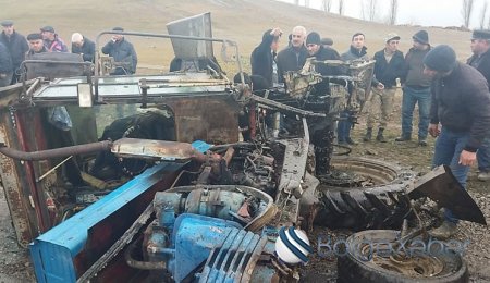 Ağcabədidə traktor minik avtomobili ilə toqquşdu- 2  nəfər öldü