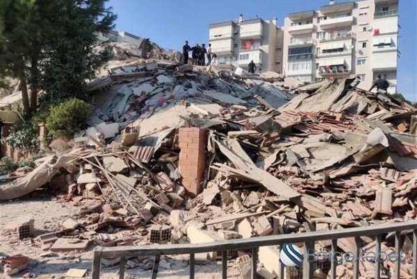 İstanbulda binalar çökdü- SƏBƏB NƏDİR?