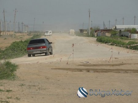 İlham Əliyev 2 milyon ayırdı, nazirlik isə asfaltı qaşıyıb çalalar düzəltdi-FOTOLAR İlham Əliyev 2 milyon ayırdı, nazirlik isə asfaltı qaşıyıb çalalar düzəltdi-FOTOLAR