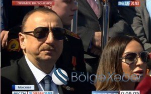 Prezident İlham Əliyev və xanımı paradda — VIDEO