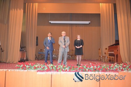 Hacıqabulda “Məktəbimizi tanıdaq” devizi altında konsert proqramı olub-FOTOLAR