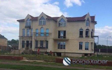 Rəqsanə özünə 4 mərtəbəli villa tikdirir (FOTO)