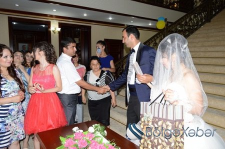 Heydər Əliyev Mərkəzində növbəti təntənəli nikah mərasimi - Tərtərdə(FOTOLAR)