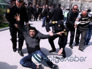 Zığ sakinləri Nazirlər Kabinetinin binası qarşısında yolu kəsdi - Fotolar
