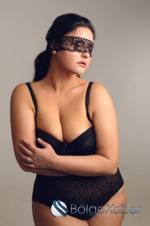 Rusiyanın böyük bədən ölçülü məşhur seksual modeli:" İndi 85 kiloqramam” -FOTOLAR