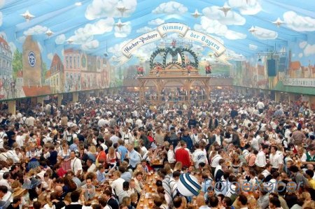 Almaniyada Oktoberfest festivalı-Gözəl qızlar, bol pivə və misilsiz əyləncə (FOTO,VİDEO)