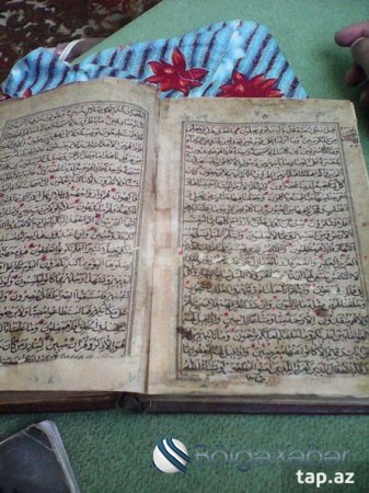 Bakıda 20 min manata Quran satılır