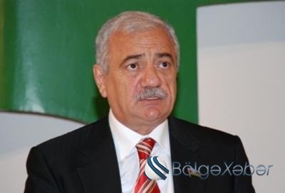 "Profsoyuz"da "yolka bileti" alveri - Bu da bir biznesdir