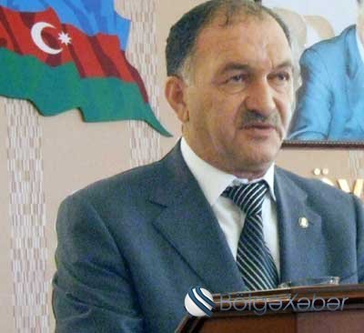 Qoca Səmədov rayonu belə idarə edir...