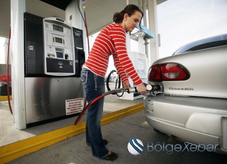 ABŞ-da benzinin bir litri 10 sentdən ucuzdur
