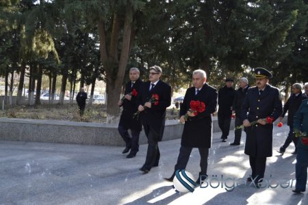 Füzuli rayonunda 20 Yanvar facəsinə həsr olunan anım mərasimi keçirildi (FOTO) Füzuli rayonunda 20 Yanvar facəsinə həsr olunan anım mərasimi keçirildi (FOTO)