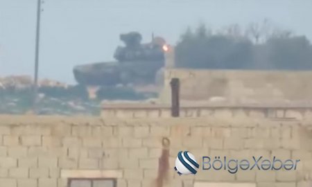 Suriyada ən müasir Rusiya tankı vuruldu - VİDEO