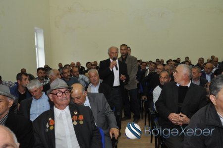 Taleh Qaraşov Vilvan kəndində vətəndaşları qəbul etdi - FOTOLAR
