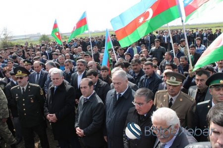 Biləsuvarlılar daha bir şəhidini dəfn etdi-FOTOLAR