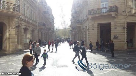 Bakının mərkəzində intim təklif: Dayıcan, xidmət əladır... - FOTOLAR