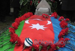 Yaralı kapitanımız dünyasını dəyişdi - FOTO Yaralı kapitanımız dünyasını dəyişdi - FOTO