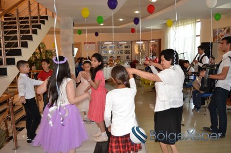  Bərdədə “Beynəlxalq Uşaqlar Günü”nə həsr olunmuş  tədbir kecirilib-FOTO