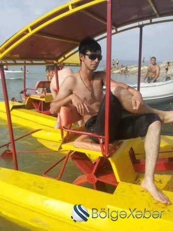 Ağdam “Qaçqınkom”nun oğlu atasının “qaçqın pulu” ilə krallar kimi kef edir-FOTOLAR Ağdam “Qaçqınkom”nun oğlu atasının “qaçqın pulu” ilə krallar kimi kef edir-FOTOLAR