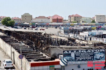 Yanan “Maşın bazarı”nda 200 min ziyana düşən sahibkar: - "Dedilər, sığortaya ehtiyac yoxdur" Yanan “Maşın bazarı”nda 200 min ziyana düşən sahibkar: - "Dedilər, sığortaya ehtiyac yoxdur"