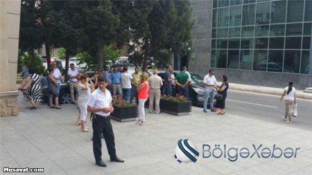 120 mənzili 543 nəfərə satan sahibkar məhkəmə zalından necə qaçıb? - FOTO