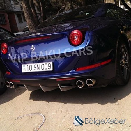 "Ferrari" ilə qəza törədən xanım Eldar Mahmudovun qızı imiş - FOTOLAR "Ferrari" ilə qəza törədən xanım Eldar Mahmudovun qızı imiş - FOTOLAR