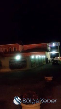Goranboy icra başçısına məxsus olan restoranda nə baş verir? - FOTOLAR Goranboy icra başçısına məxsus olan restoranda nə baş verir? - FOTOLAR