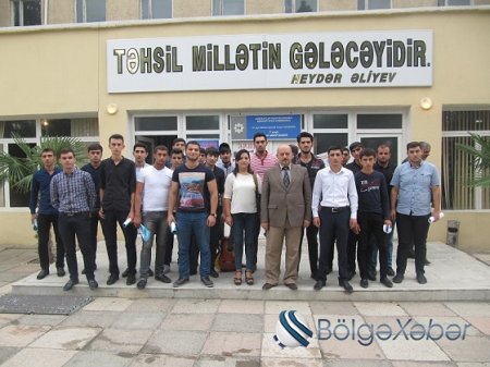 Bərdədə kollec tələbələri arasında ilk dəfə səs verən gənclərlə maarifləndirici görüş keçirilmişdir Bərdədə kollec tələbələri arasında ilk dəfə səs verən gənclərlə maarifləndirici görüş keçirilmişdir
