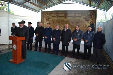 Tərtərin Azad Qaraqoyunlu kəndinə də qaz verdilər - FOTOLAR Tərtərin Azad Qaraqoyunlu kəndinə də qaz verdilər - FOTOLAR