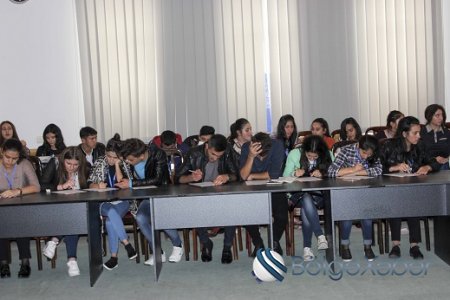 Nərimanovda “Müstəqil Azərbaycanım” mövzusunda bilik yarışmalarının növbəti mərhələsinə start verilmişdir-FOTO Nərimanovda “Müstəqil Azərbaycanım” mövzusunda bilik yarışmalarının növbəti mərhələsinə start verilmişdir-FOTO