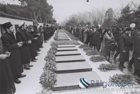 20 Yanvar faciəsindən 27 il ötür (TARİXİ FOTOLAR) 20 Yanvar faciəsindən 27 il ötür (TARİXİ FOTOLAR)