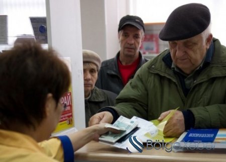 "Rayon camaatı daha çox faiz ödəyir" - Bankların region fırıldağı